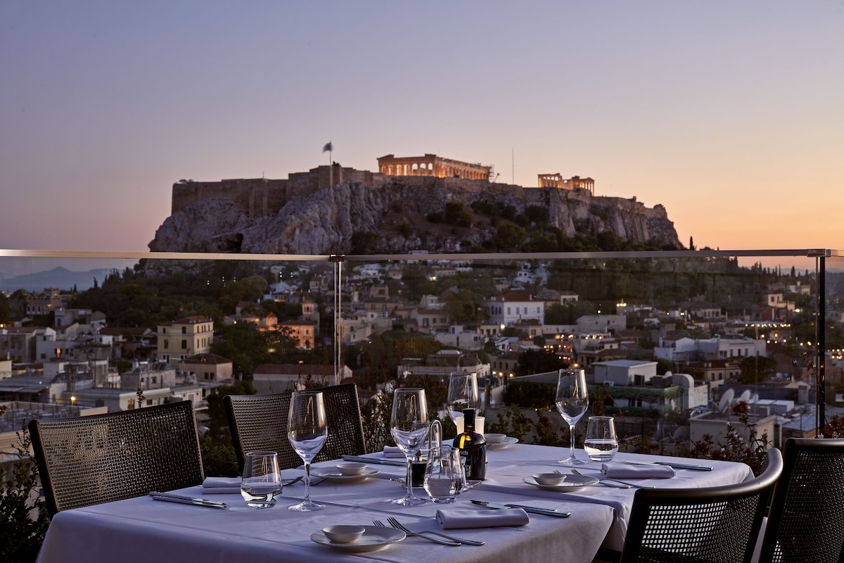 migliori rooftop bar europa, atene