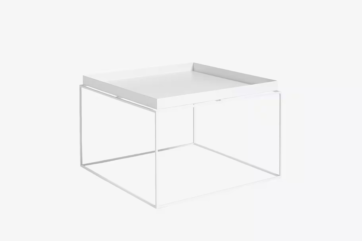 pantone 2026 cloud dancer, tavolino hay