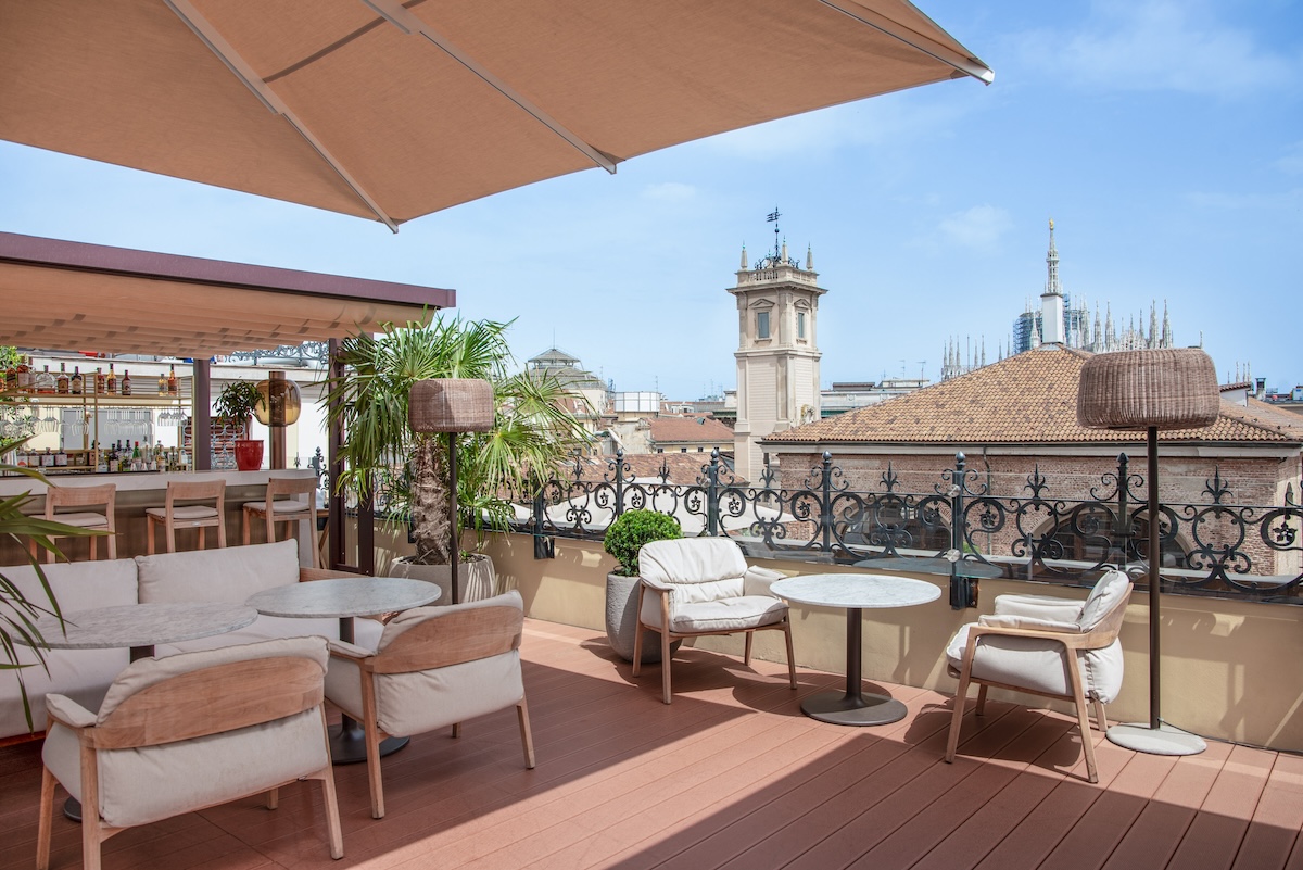 terrazze rooftop milano 2025, PalazzoCordusio_GranMelia-Isola Bar